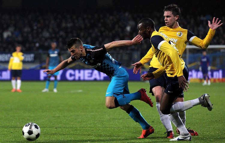 当对手抱团 当对手抱团